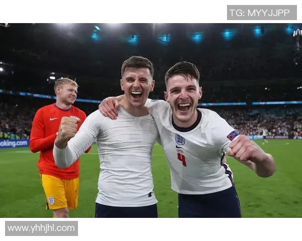 足球明星与粉丝亲密互动 感受真挚情感的温暖时刻